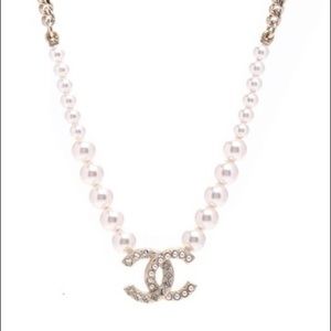 Chanel Gold Pearl Necklace